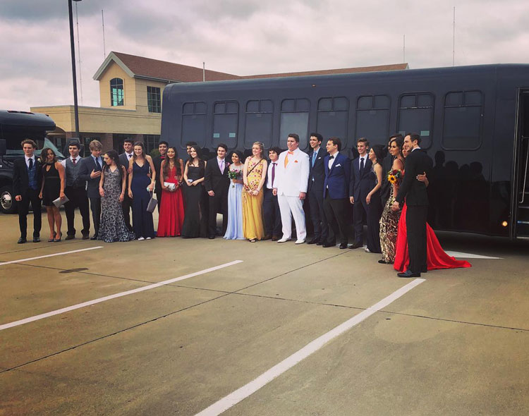 Customize Your Prom Transportation Experience